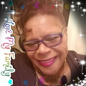 Meet your Posher, Lynda